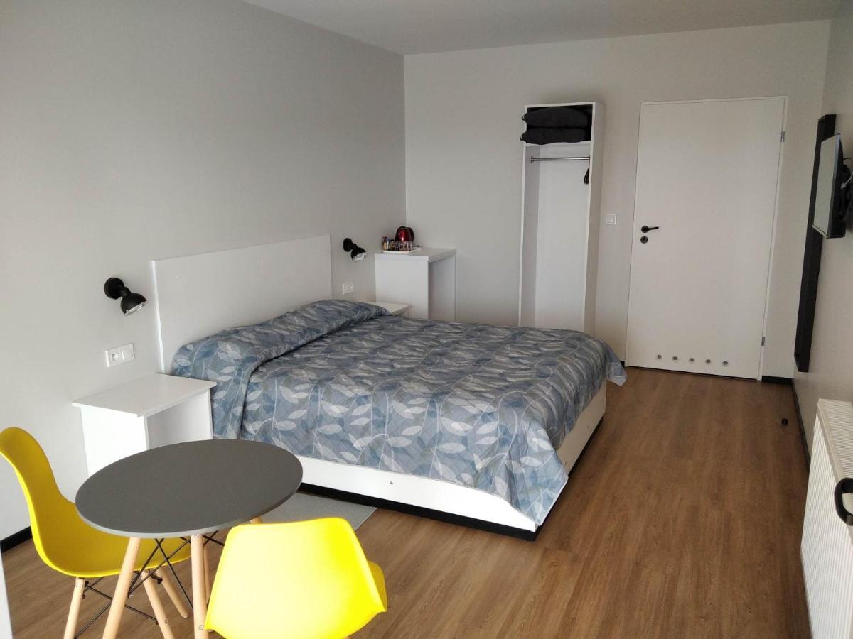 Motel Express Bogucin  Екстериор снимка